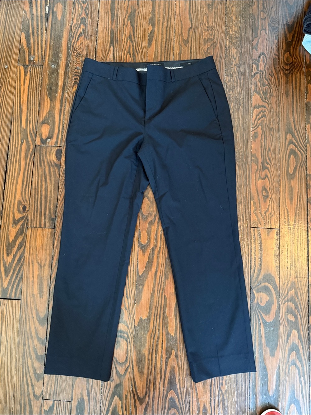 Banana Republic women’s black cropped Dress Pants